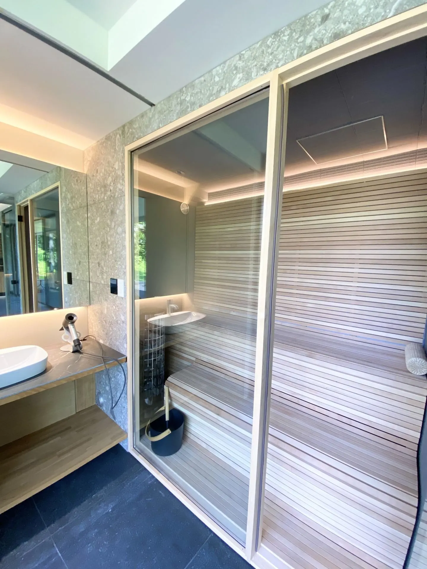 The sauna villa — private sauna — Hakone, Japan