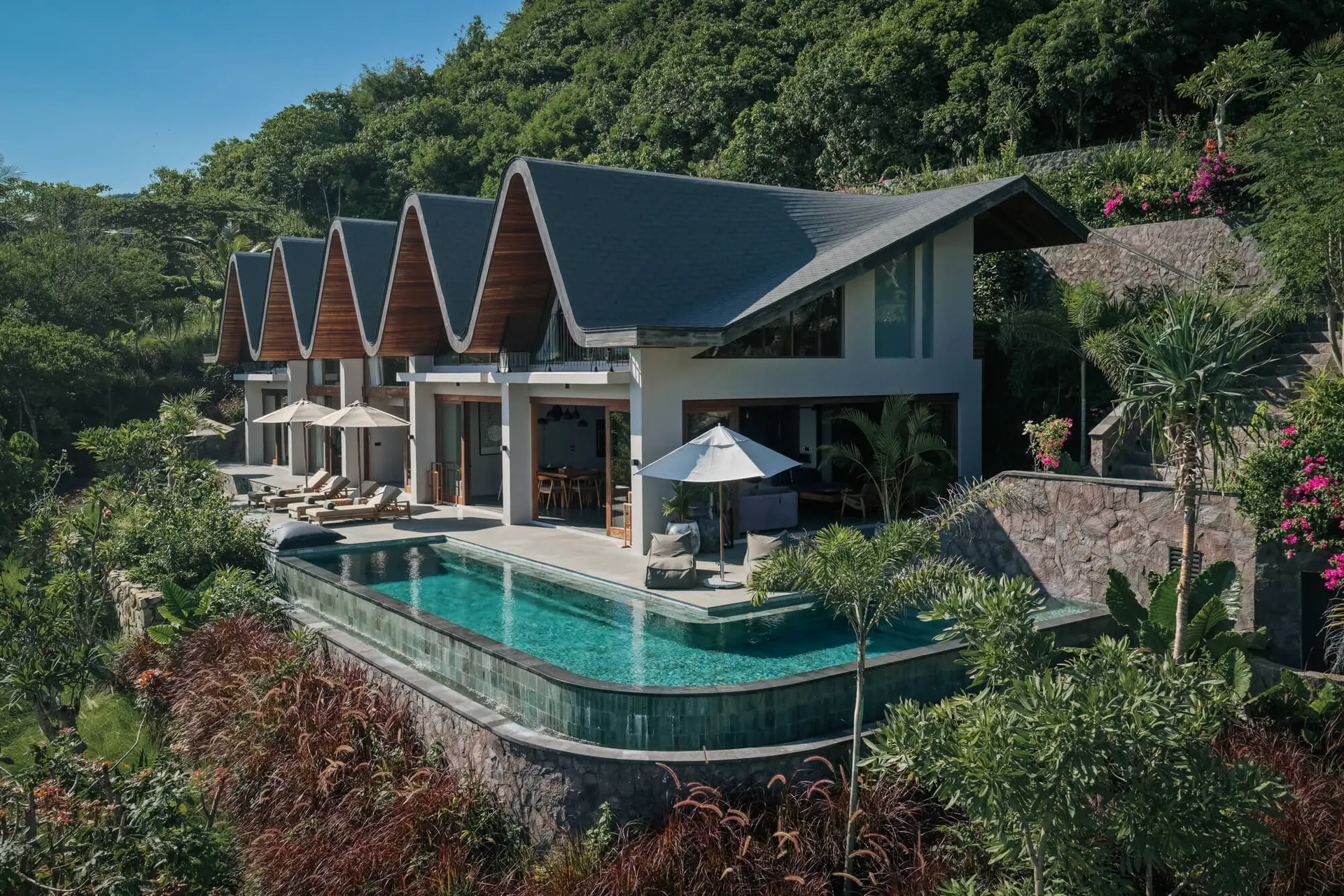 Five-bedroom luxury villa — Lombok, Indonesia