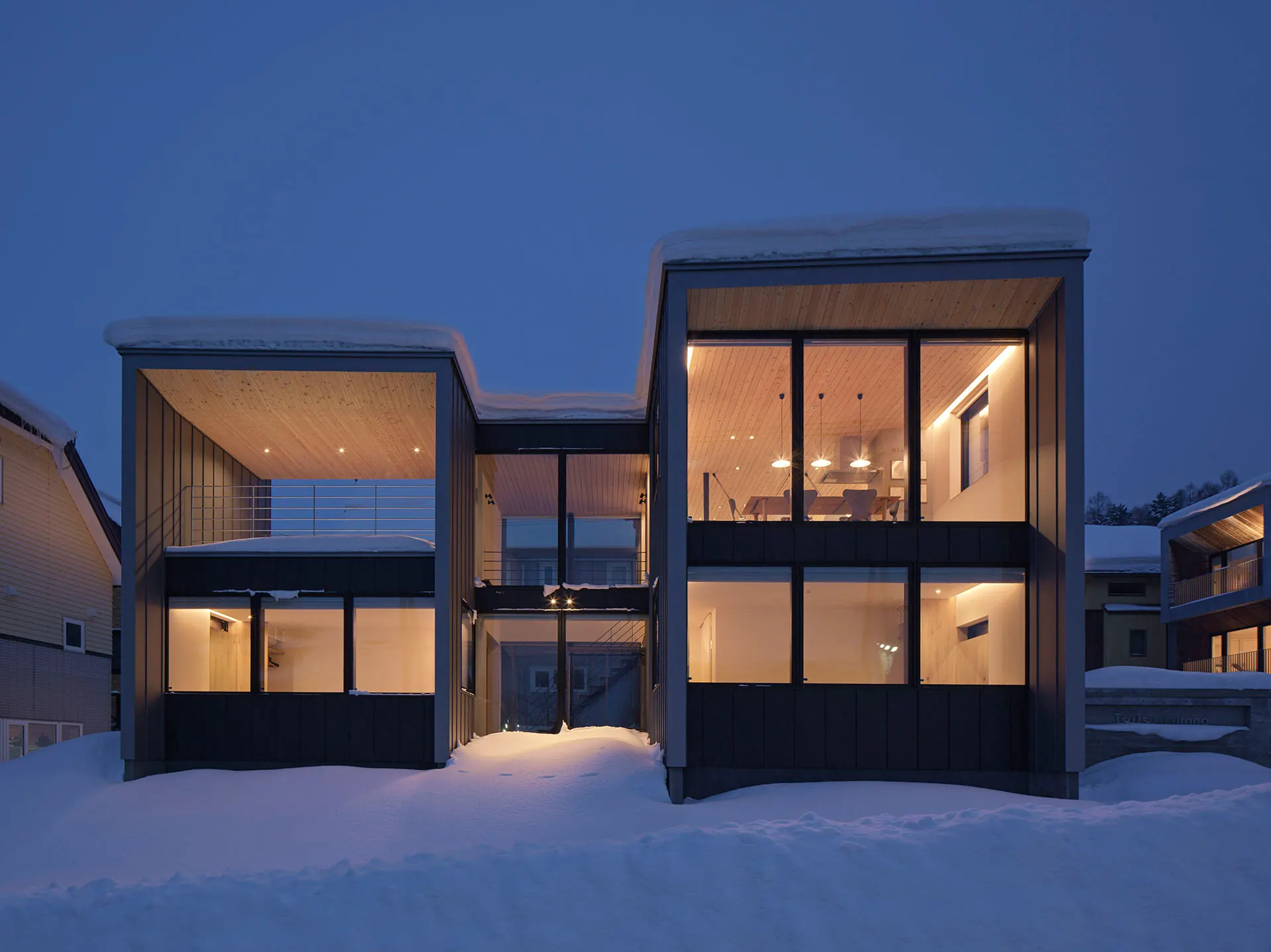Two-bedroom timber chalet, Furano — Furano, Japan